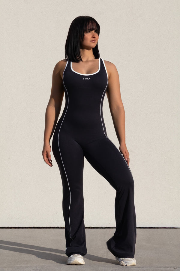 LINE JUMPSUIT BLACK