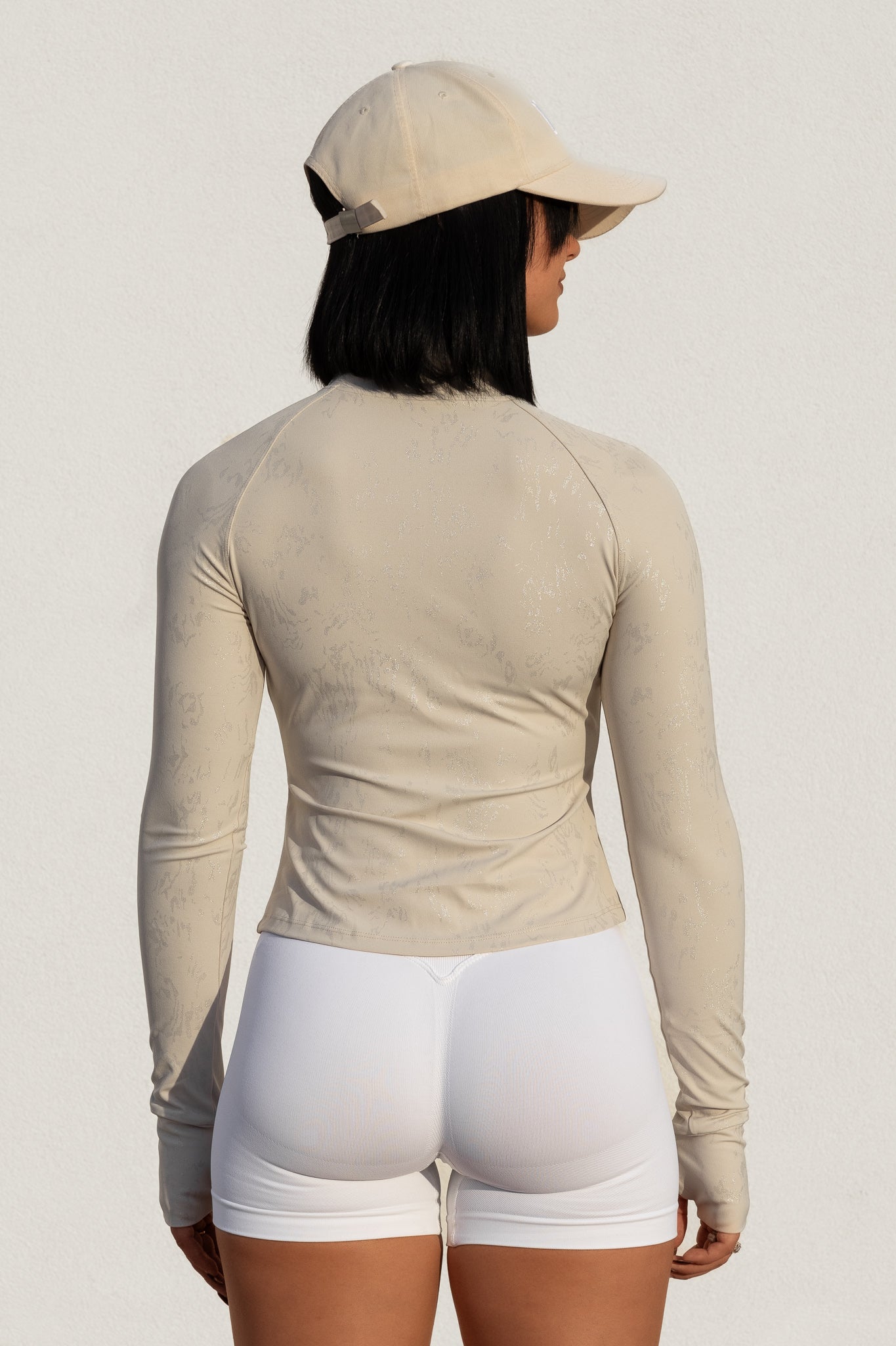 GLOW ZIP-UP JACKET