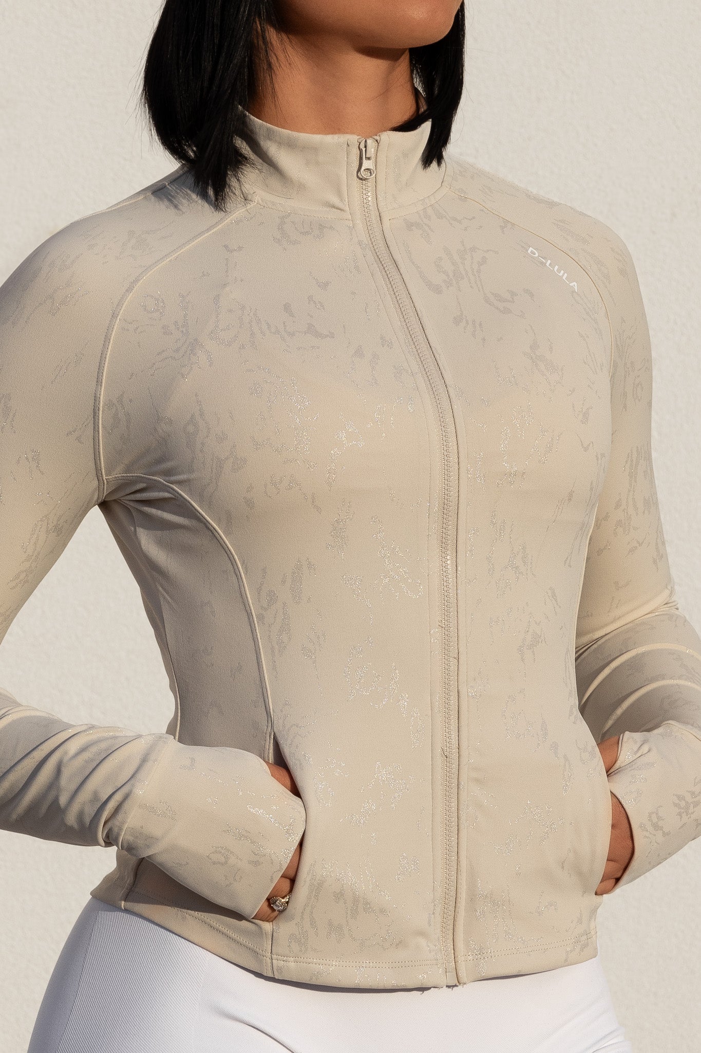 GLOW ZIP-UP JACKET