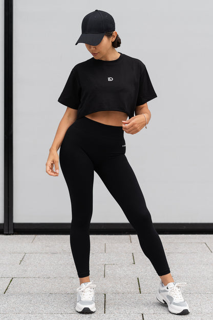 RAVEN BLACK CROP TEE-OVERSIZED