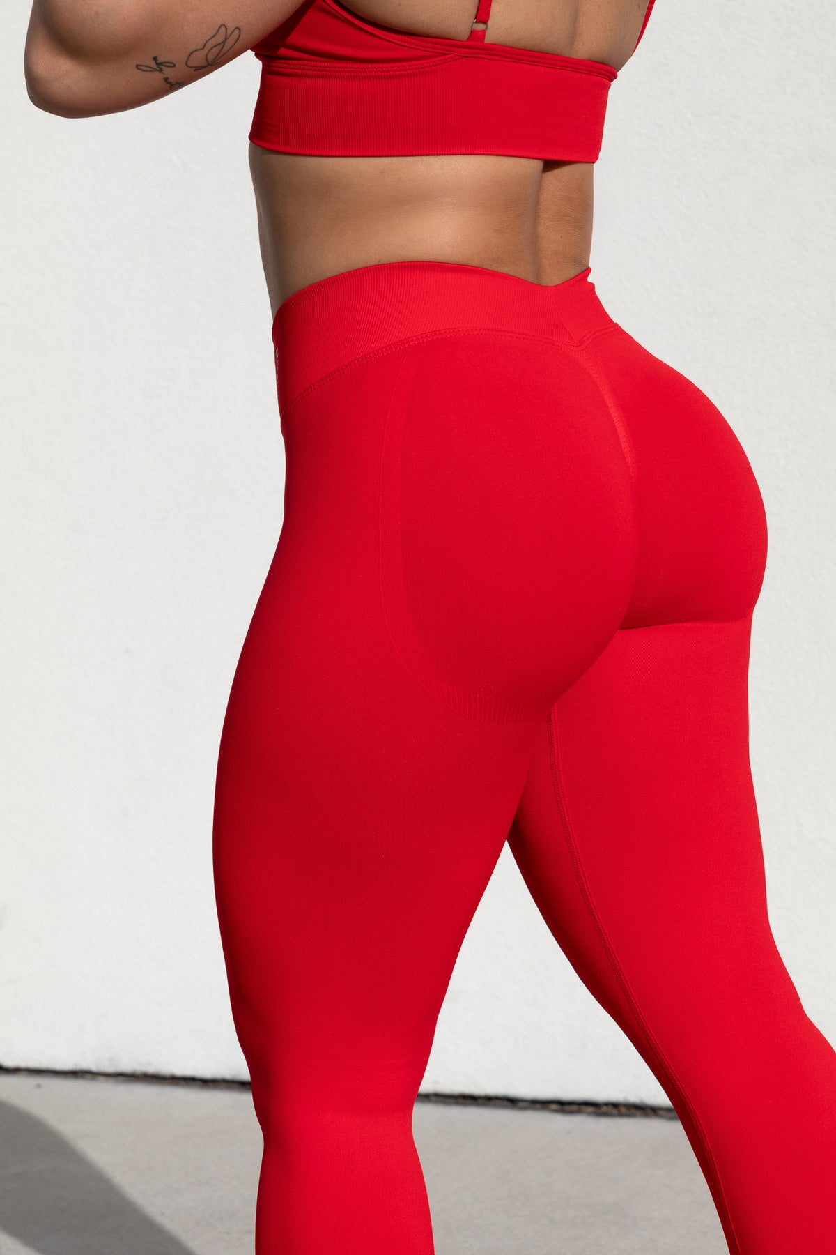 CURVE LEGGINGS in red, image 3