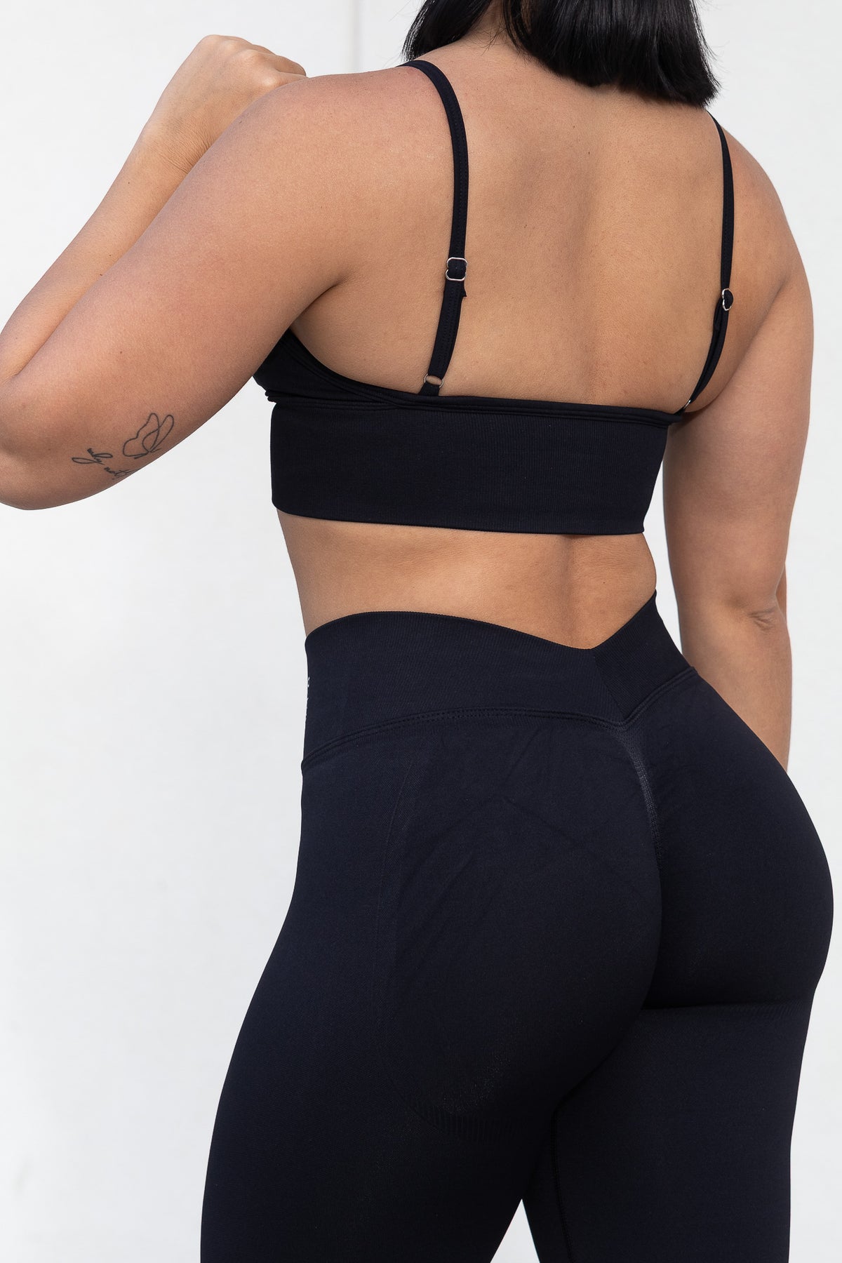 CURVE SPORTS BRA in black, image 3