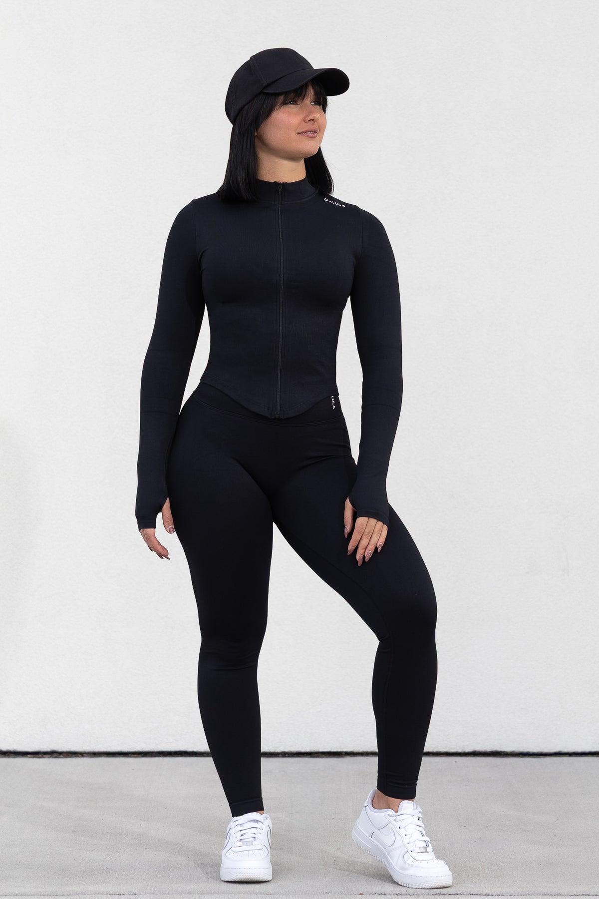 CURVE JACKET in black, image 4