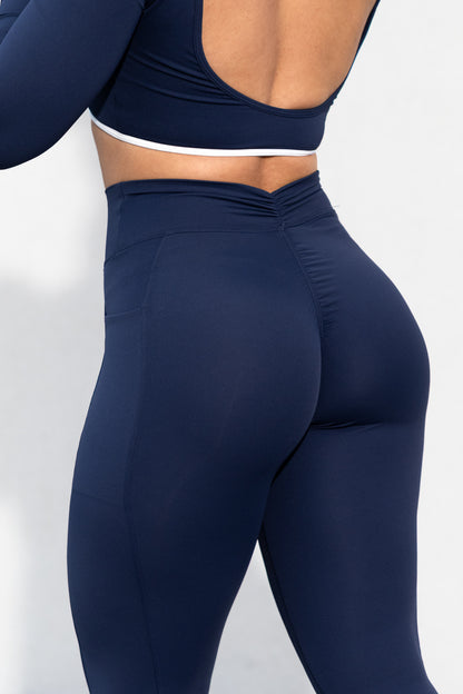 ESSENTIAL LEGGINGS