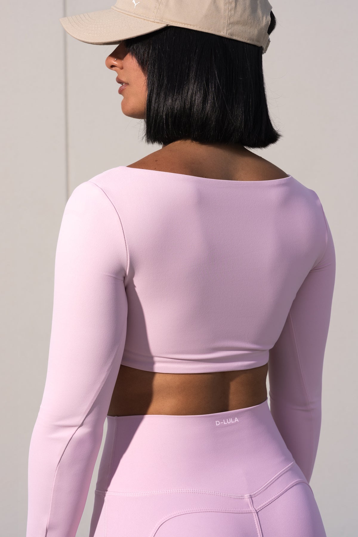 LUXE MOTION LS CROP TOP in pink, image 2