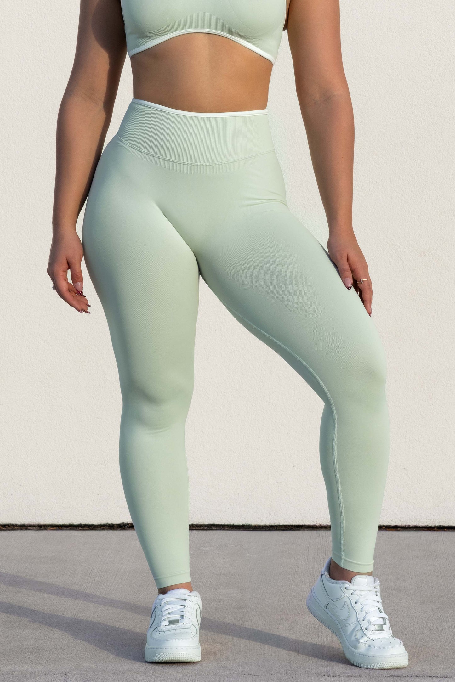 FLOW LEGGINGS