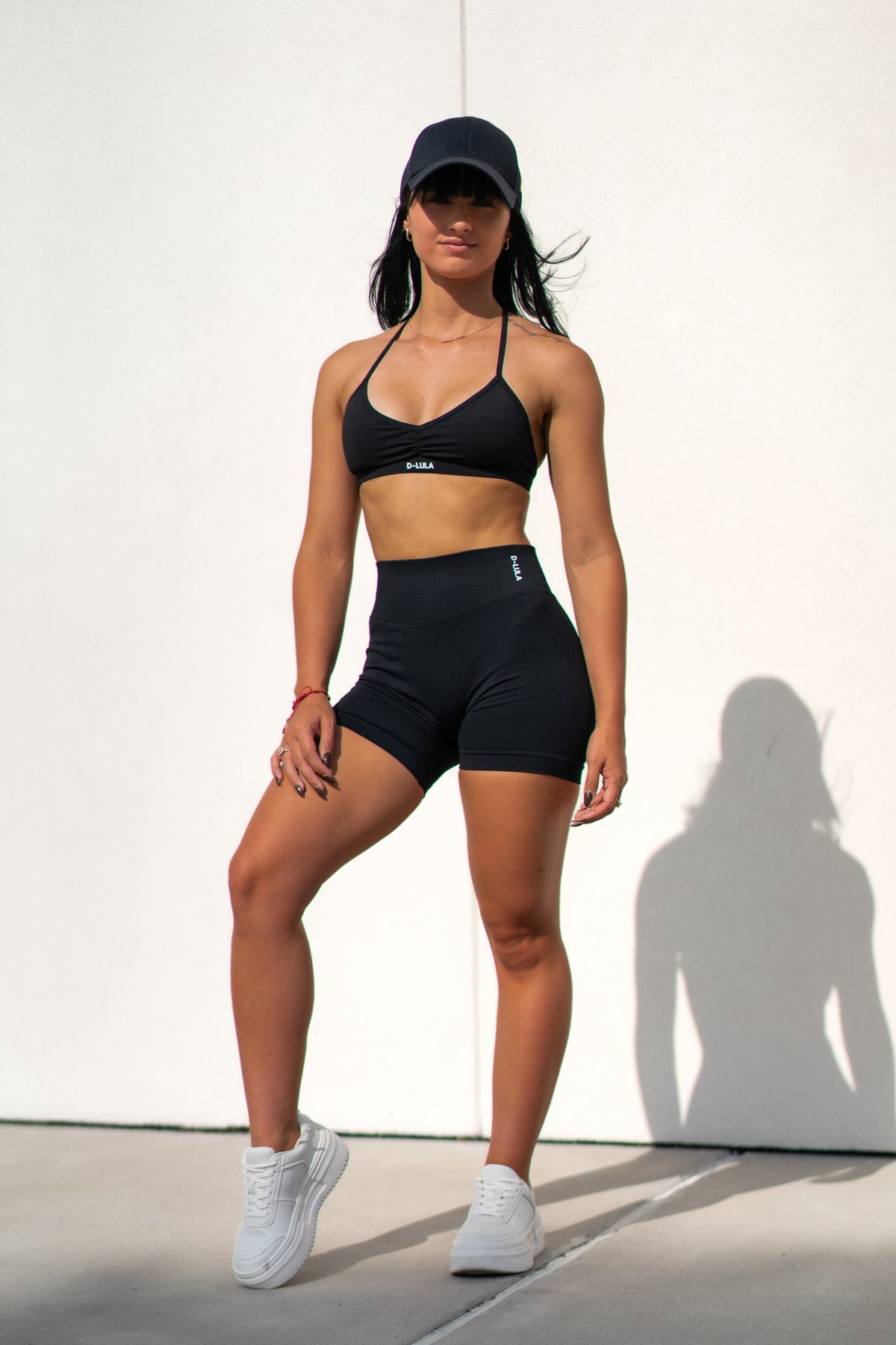 SHAPE SHORTS in black, image 3
