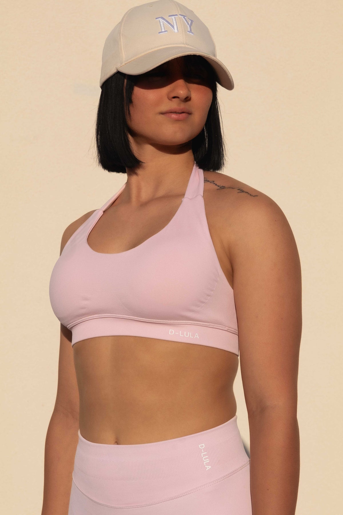 SHAPE SPORTS BRA in bubblegum pink