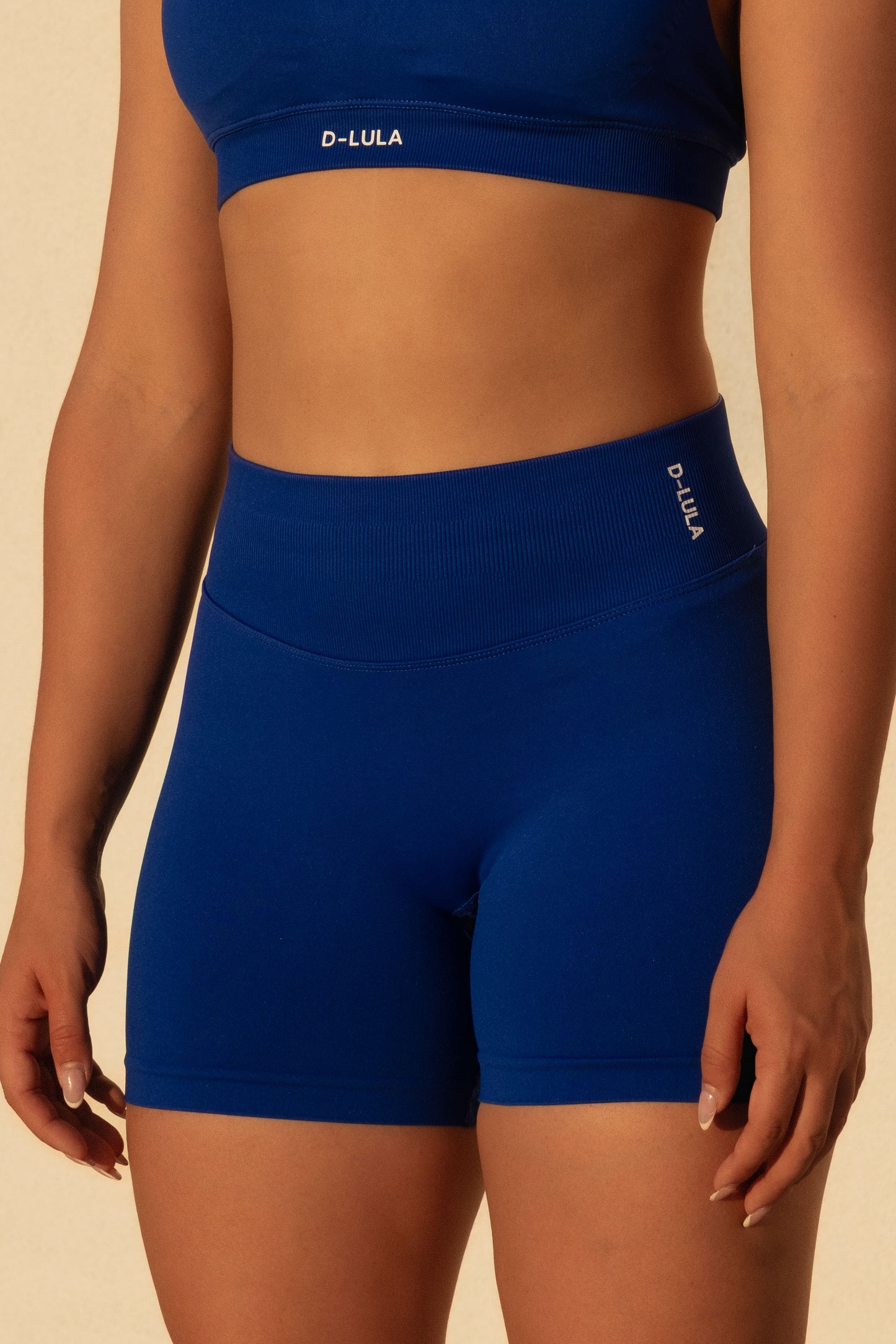 SHAPE SHORTS