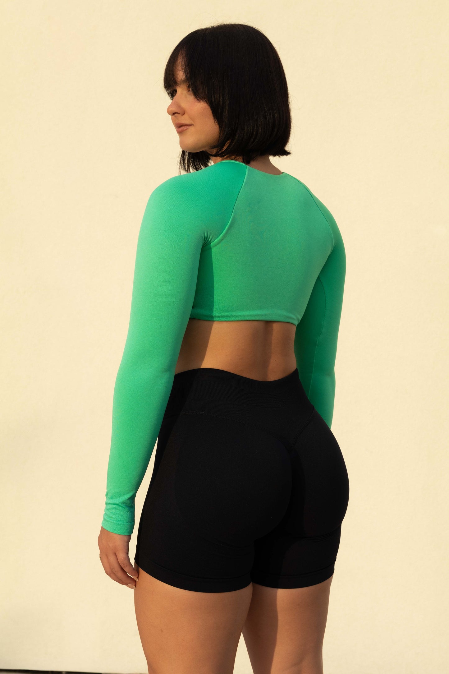 FIT-AURA TWIST FRONT LS