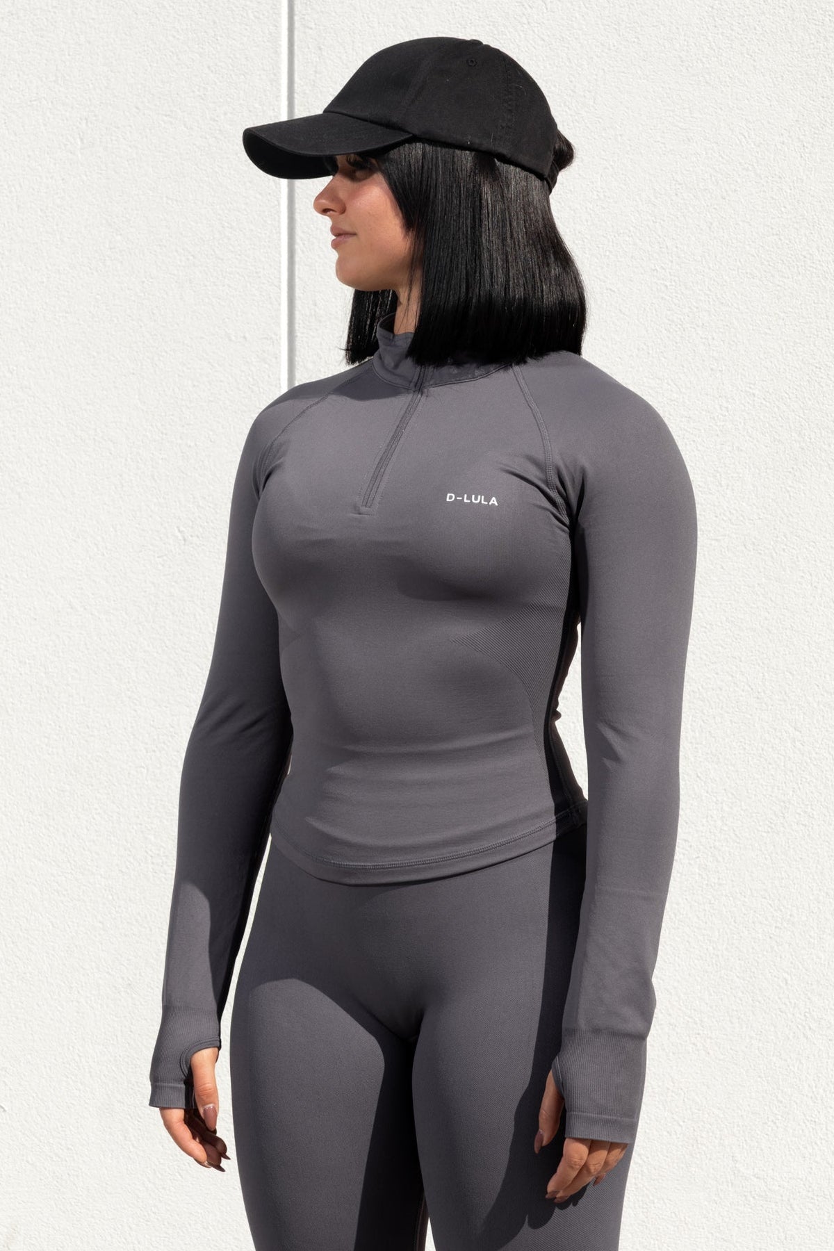 SHAPE HALF ZIP-UP in gray