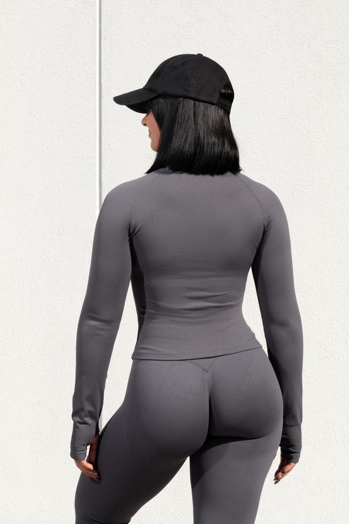 SHAPE HALF ZIP-UP in gray, image 2