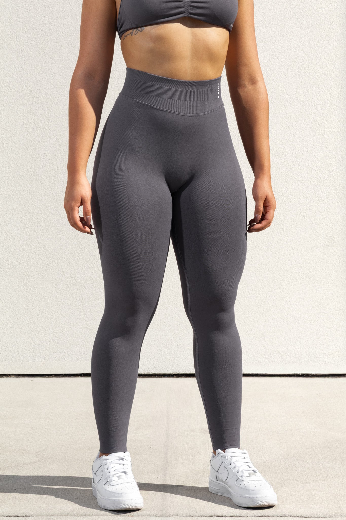 SHAPE LEGGINGS
