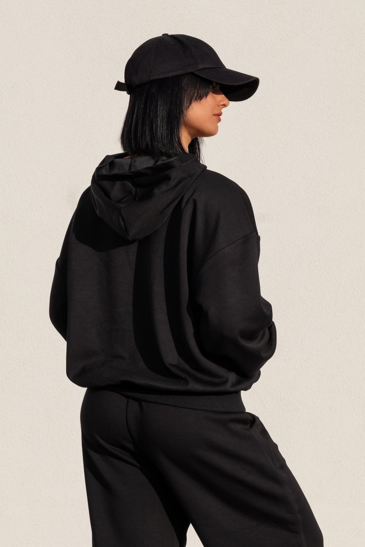 CLOUDFIT HOODIE in black, image 2