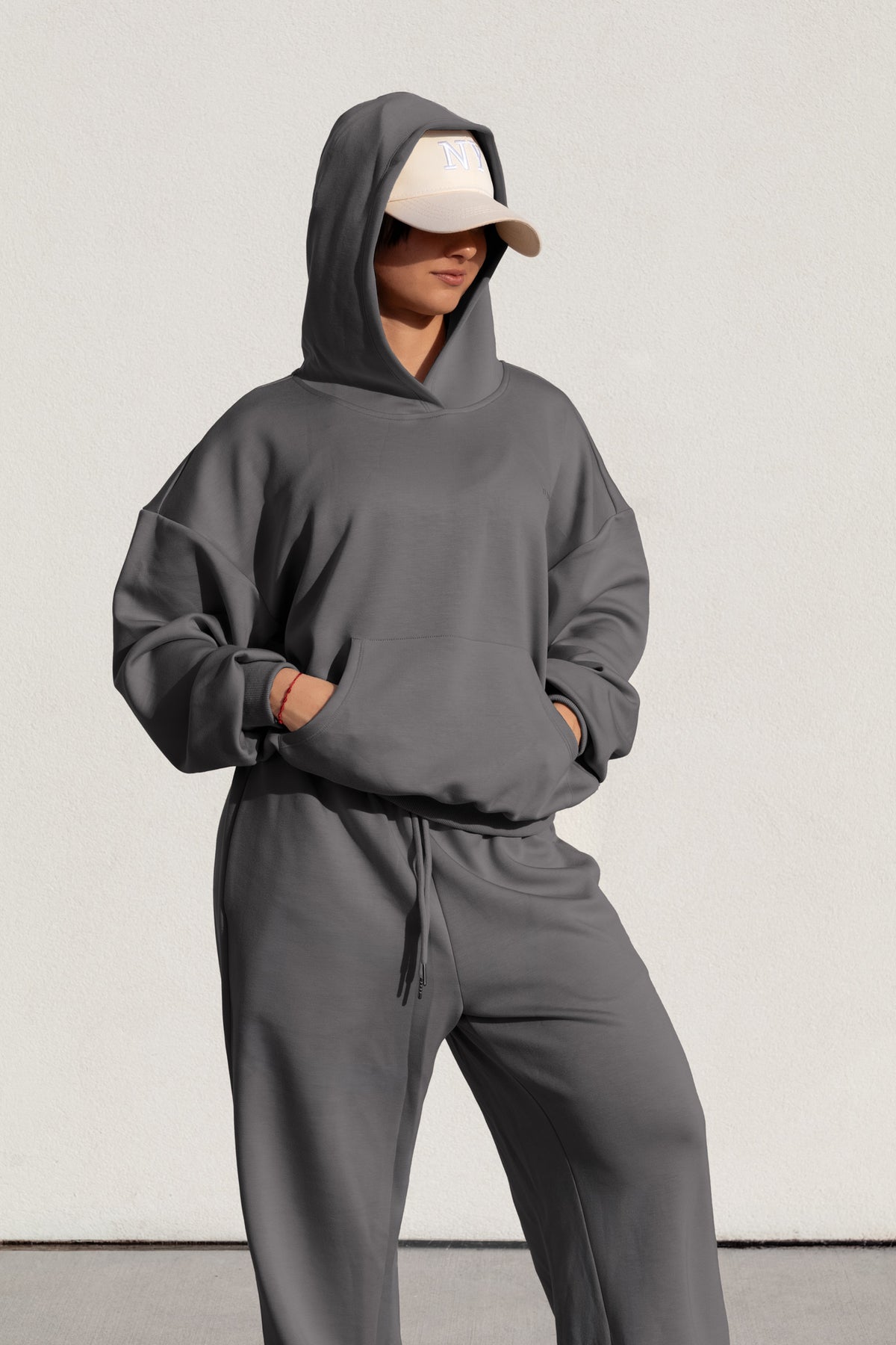 CLOUDFIT HOODIE in gray, image 5