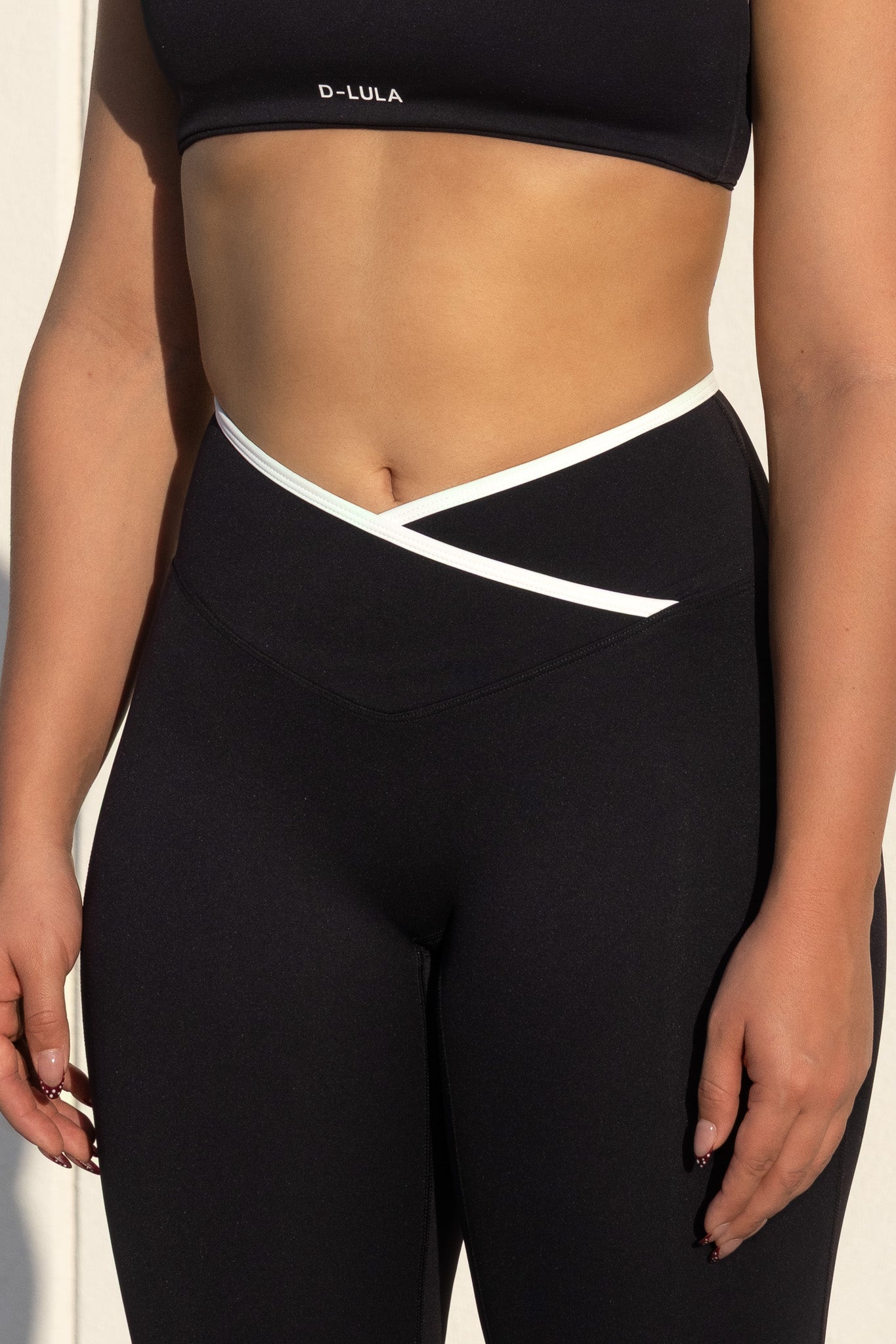 LINE FLARE LEGGINGS – D-LULA