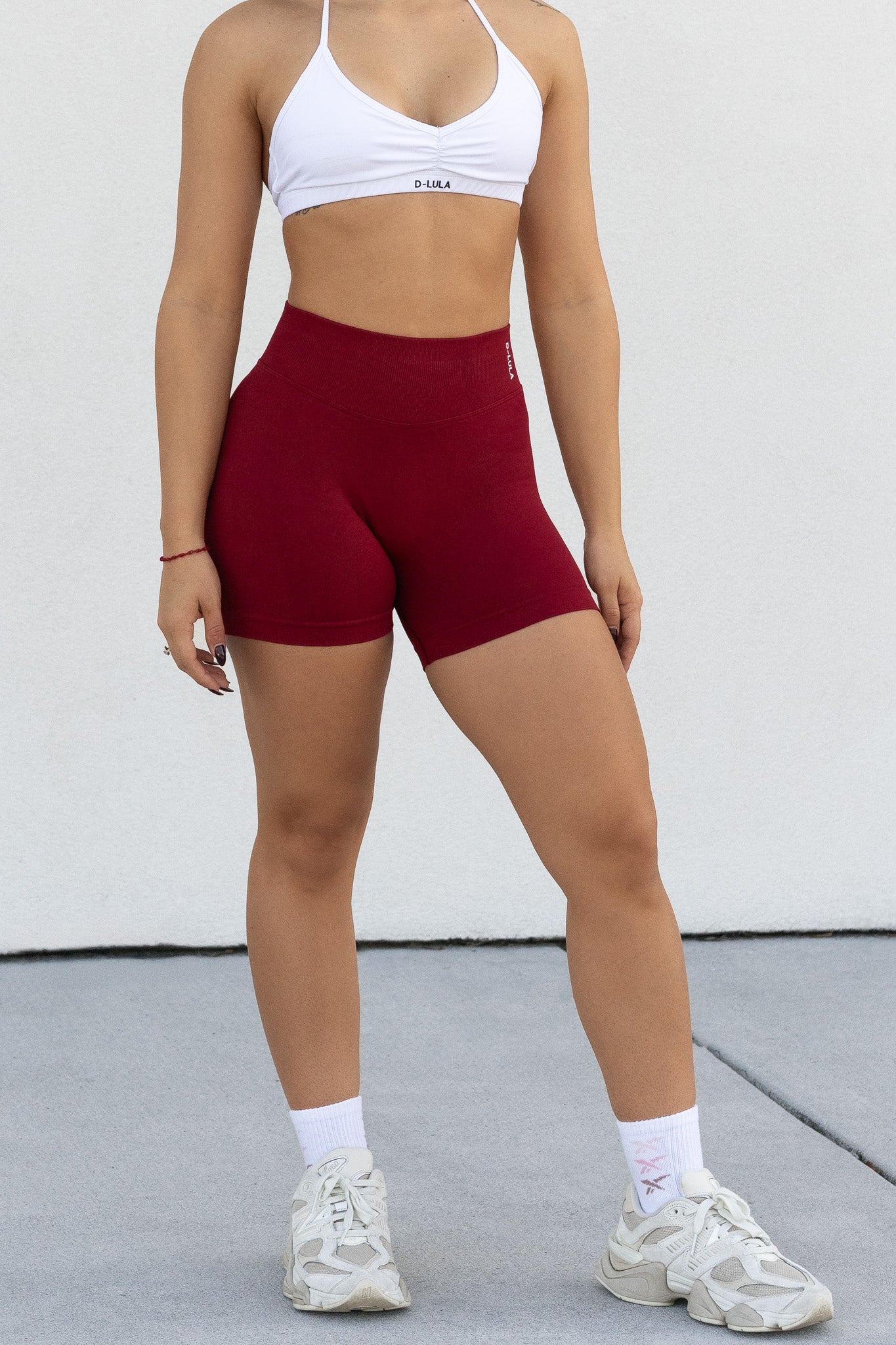 RED SHAPE SHORTS - SCRUNCH