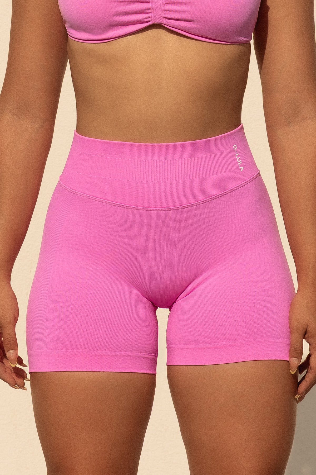 SHAPE SHORTS in pink era, image 2