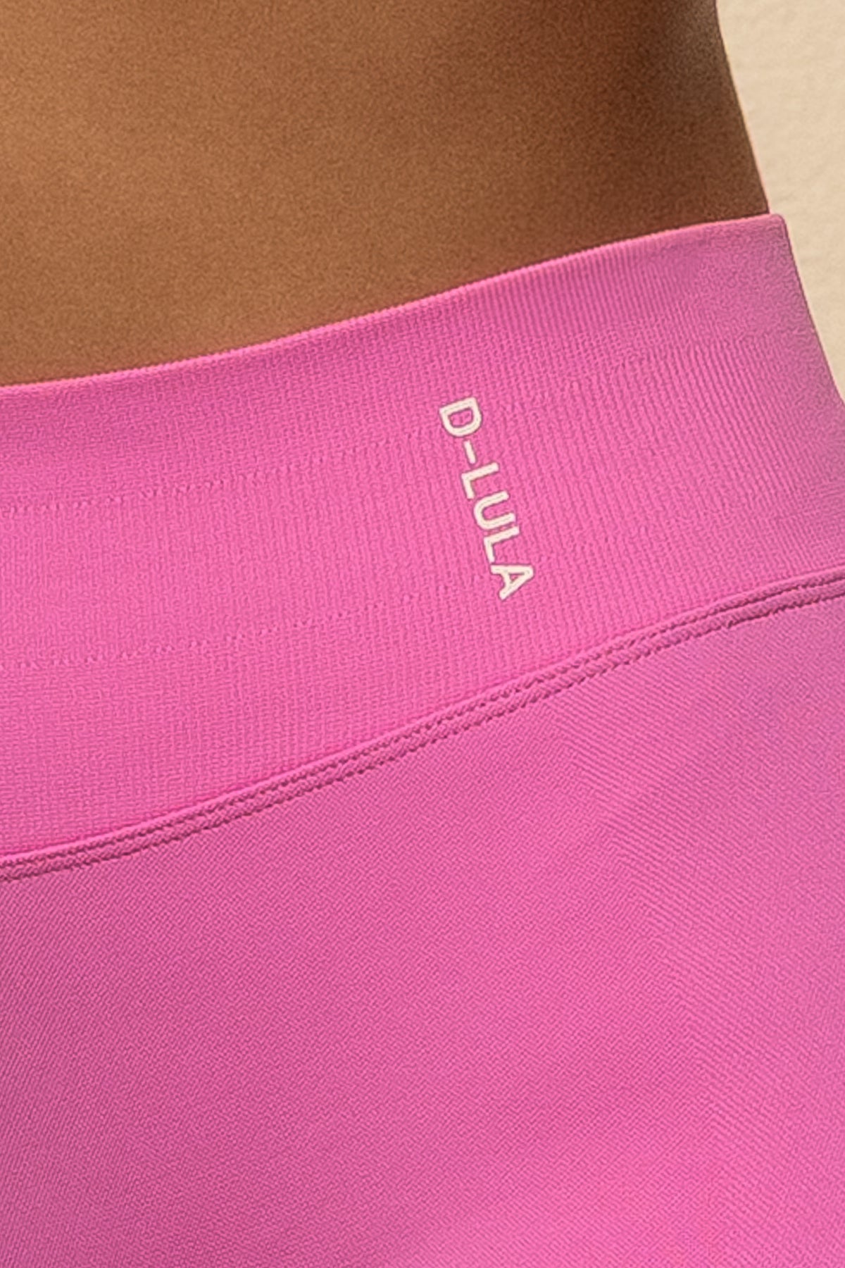 SHAPE SHORTS in pink era, image 5