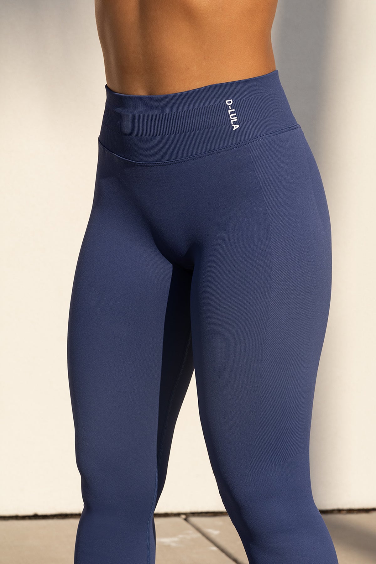 SHAPE LEGGINGS in dusty blue, image 4