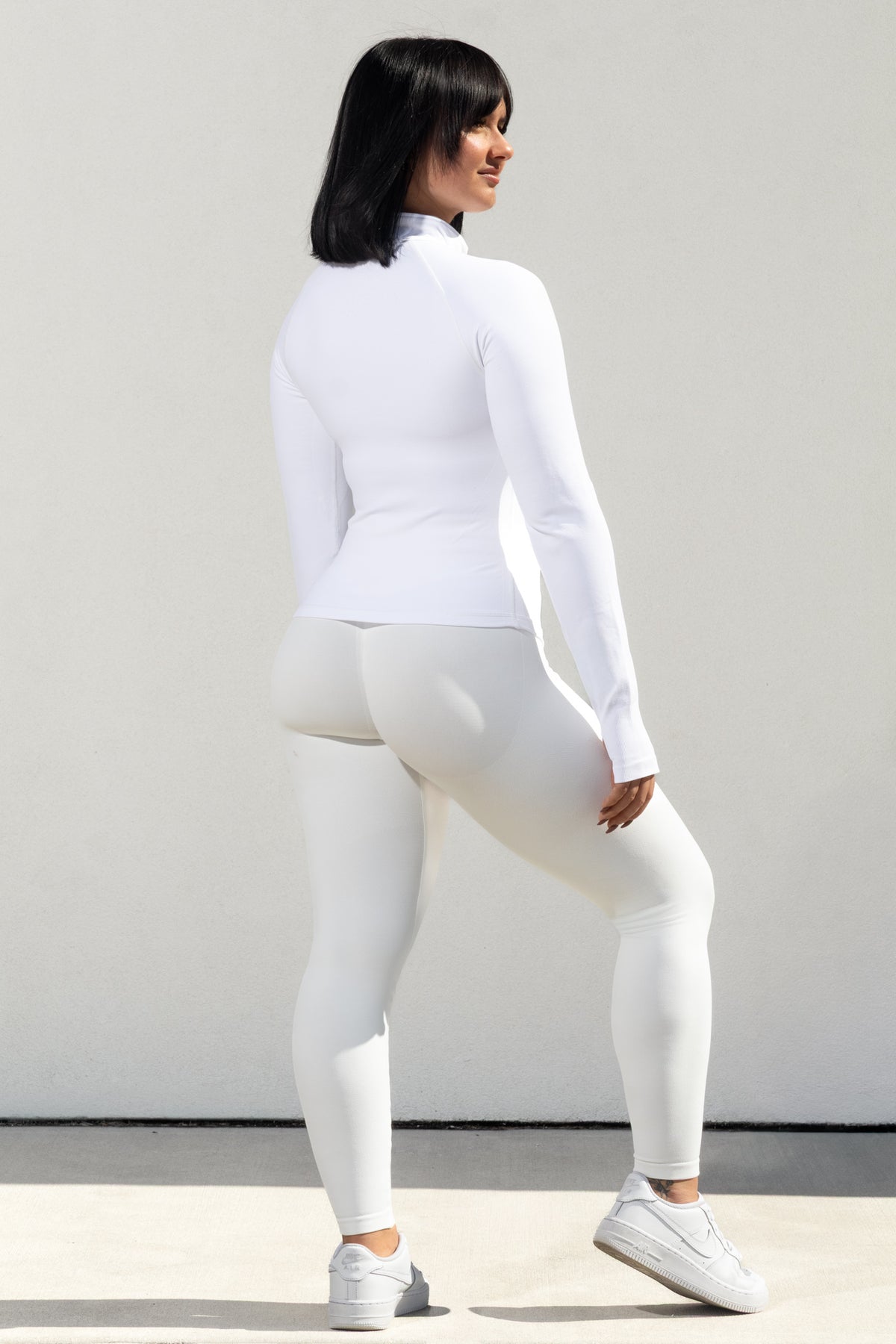 SHAPE HALF ZIP-UP in white, image 2